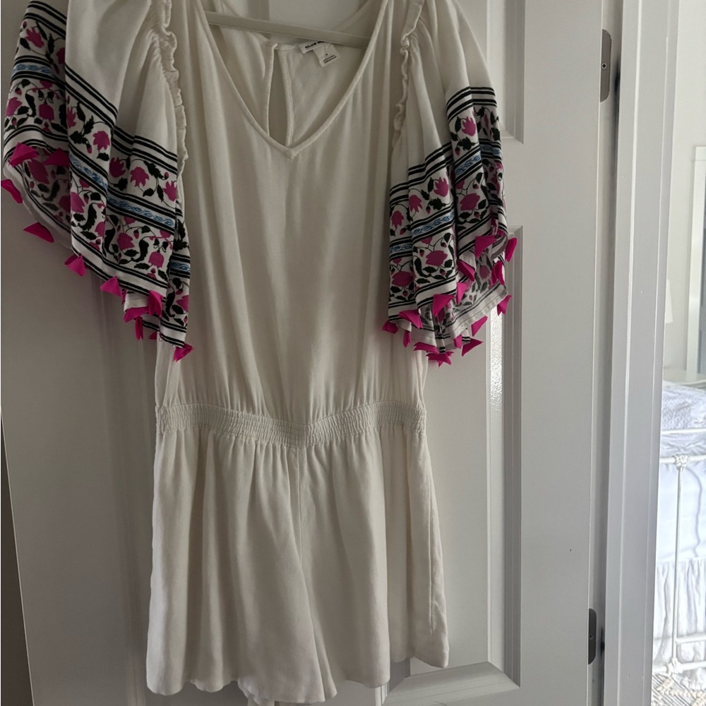 Club Monaco White Romper with Pink and Black Accents